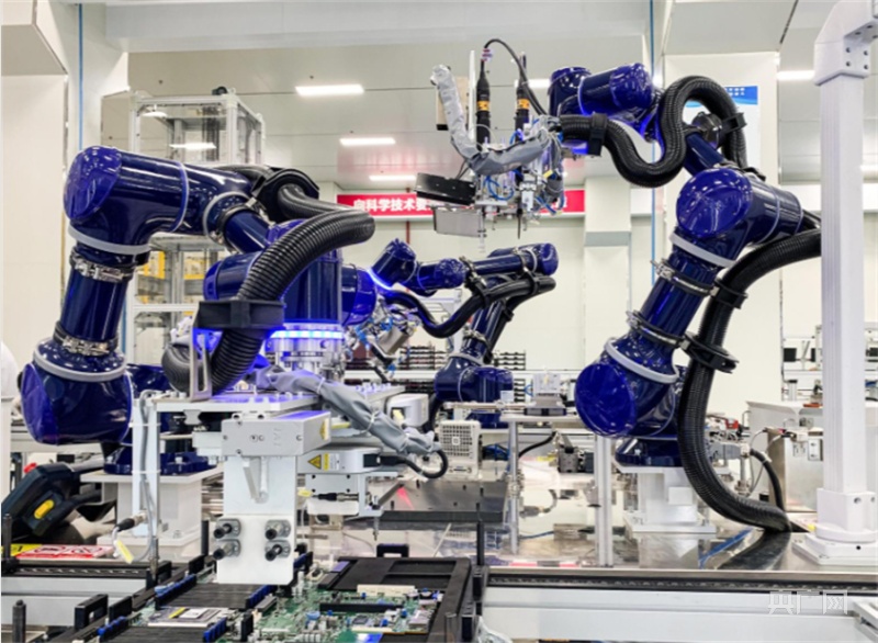 大時(shí)代下的沈陽(yáng) 智能科技重振裝備雄風(fēng)，善鄰相伴共筑幸福家園