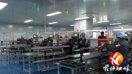 新春走基層 | 花垣產(chǎn)業(yè)開(kāi)發(fā)區(qū) 科技驅(qū)動(dòng)生產(chǎn)忙，出口訂單攀新高